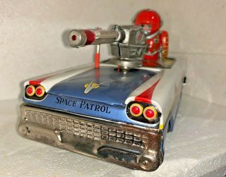 VINTAGE NOMURA SPACE PATROL CAR w ASTRONAUT COLORFUL BATTERY OPERATED TIN TOY 3