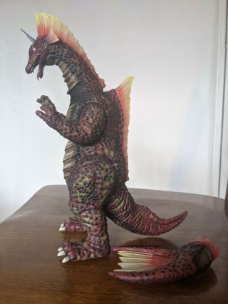 X - Plus Titanosaurus 25cm Ric Godzilla Gamera Ultraman Mechagodzilla
