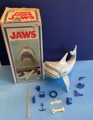 1975 Vintage - The Game Of Jaws By Ideal Toy Corporation