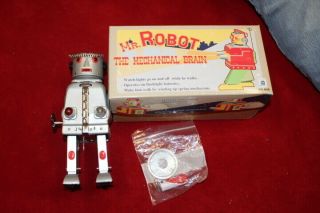 Mr Robot The Mechanical Brain Battery Operated Metal Space Toy Sign