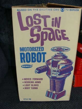 1966 Remco Battery Operated Lost in Space Robot EUC altho Does not work W BOX 5