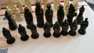 Vtg ANRI E.  S Lowe Chess Set King Arthur Renaissance Medieval Missing 1 Knight 3