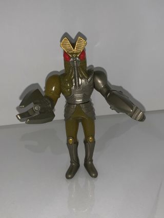 Bandai Ultraman Alien Baltan (gold) - 6.  5 Inch Posable Figure.  1992.