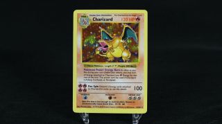 Shadowless Charizard - 1999 - Pokémon Base Set - 4/102 Holo Rare - Vintage Card