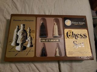 Gallant Knight Chess Set Florentine 3.  5 " King Black Vs White Vgc (25