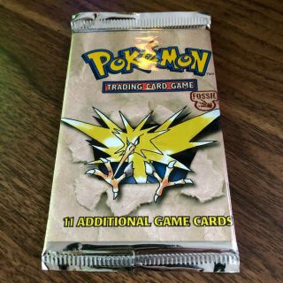 1999 Pokemon Fossil Unlimited Booster Pack Factory - Zapdos Art -
