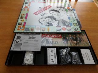 THE BEATLES MONOPOLY Collector ' s Edition 2
