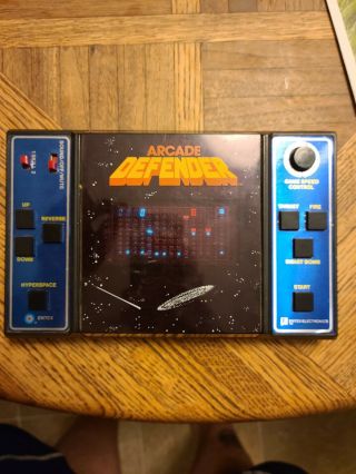 " Arcade Defender " Electronic Hand Held Game By Entex Electronics 1981