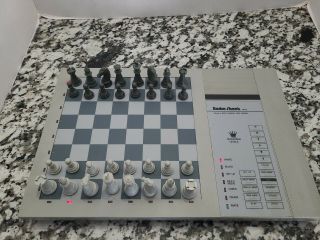 Vintage Radio Shack Computerized Chess Game 1850 Seventeen Levels 60 - 2199