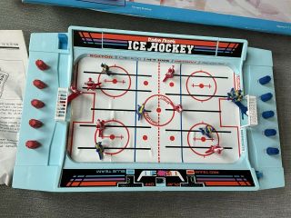 Vintage Radio Shack Battery Operated Ice Hockey Game 60 - 1099 Tabletop Arcade 2