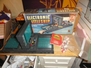 Vintage Electronic Battleship Board Game Milton Bradley 1982 &