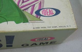 Oh,  Nuts Board Game Ideal 1969 Peek & Bluff 2116 - 2 Marbles Vintage 3