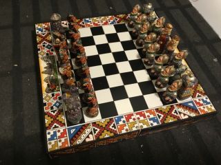 Vtg Chess Ceramic Inca Tribe Spanish Conquistadors - Complete Set With Board