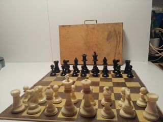 Vintage Chess Set With Board & Case ( (see Pic 4))  F4