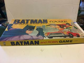 1965 HASBRO BATMAN AND ROBIN GAME CONTENTS ARE 3