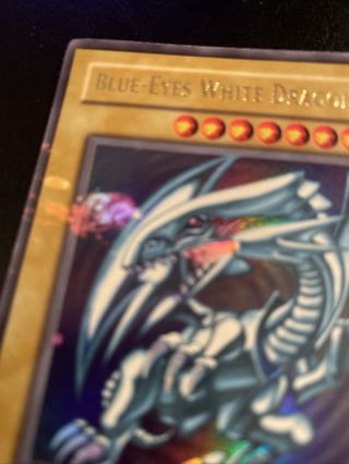 1996 YU - GI - OH Blue - Eyes White Dragon SDK - 001 - Ultra - Rare UNIQUE MISPRINT 2