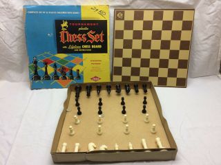 Vintage Chess Set By Lowe Co.  Inc.  York Box