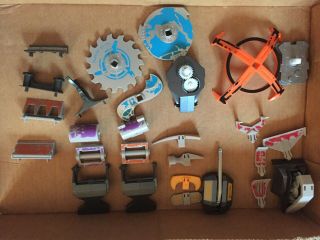 A Group Of Most Hexbug Battle Weapons With A Few Attachments