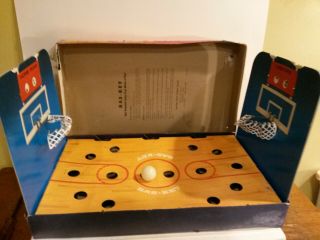 Cadaco 1969 dated Bas - Ket Basketball action tabletop game complete and 3