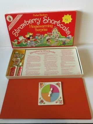 Vintage 1983 Strawberry Shortcake Game Housewarming Surprise Parker Brothers