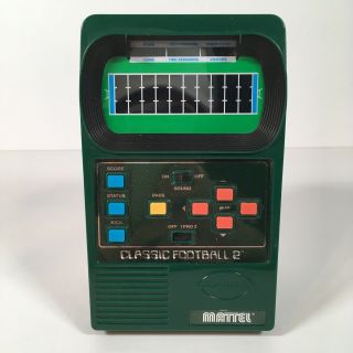 2002 Mattel Classic Football 2 Handheld Game Tested/works