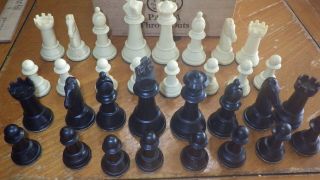 Chess Set Weighted Felt Bottom Black And Ivory Colored Chess Set 3.  25 " Tall King