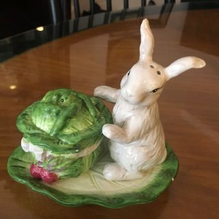 Bunny Rabbit And Cabbage Salt And Pepper Shakers With Under Plate.