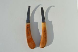 2 Antique Burdizzo & F.  D.  Farrier Horse Hoof Knife Crook Blade Right & Left Hand