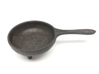 Vintage 3 " &1/4 Inch Cast Iron Mini Smelting Pan Rare