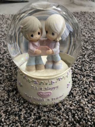 2007 Precious Moments Water Dome Snow Globe It’s A Happy Heart That Holds Friend