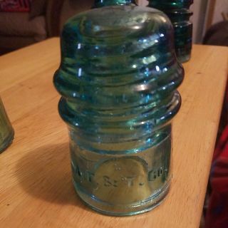 Green A.  T.  & T.  Co.  Cd - 121 Glass Insulator.  Tough To Find Color