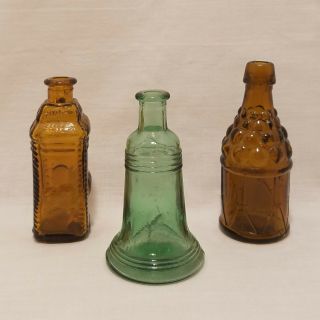 Miniature Bottles Philadelphia Berrings Apple Liberty Bell Taiwan Brown Green 2