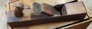 Antique Large Heavy Wooden Wood Plane With Blade 16 " Providence Tools