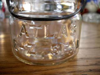 Vintage Atlas E - Z Seal 4 " 1/2 Pint Glass Mason Canning Jar W/ Wire