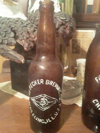 The Becker Brewing Co Wheeling Il Amber Crown Top Beer Bottle Pre 1910 Illinois