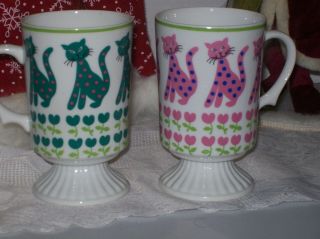 Mid Century Porcelain Footed Mugs With A Cat Design,  Made In Japan
