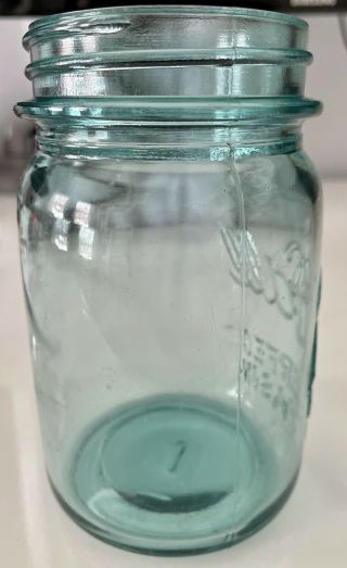 1923 - 1933 Vintage Blue Ball Perfect Mason Pint Canning Jar - No Lid 3
