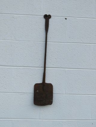 Vintage/antique " Hand Forged " Scoop / 1 - 15a