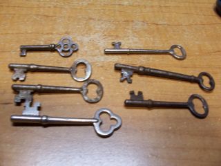 6 Vintage Skeleton Keys Plus 1 Barrel Key