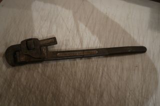 Trimo 24 " Pipe Wrench Trimont Mfg Co Roxbury,  Vintage Tool (opens To 3 1/4 ")