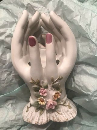 Vintage Lefton’s Hand Painted China Hands Holding Heart Kw4198 B1