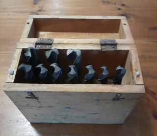Vintage Straight Shank Hss Drill Bit Set 17/34 " - 7/8 " Diameter In Wood Box