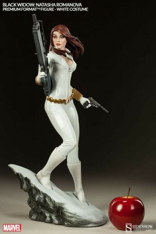 Sideshow Black Widow Exclusive White Costume 116/200 Premium Figure Statue