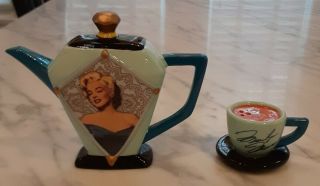 Marilyn Monroe Ceramic/salt And Pepper Shaker Tea Pot & Cup