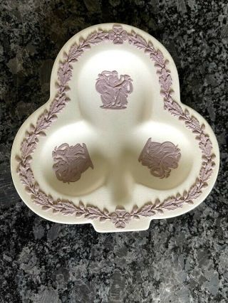 Wedgwood Jasperware Reverse Lilac On White Club Plate,  Collectors Society 4.  5 "