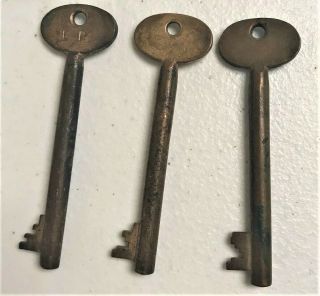 3 Vintage Industrial Brass Skeleton Keys 3 1/4 Inches Long