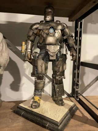 Sideshow Collectibles Iron Man Maquette (exclusive)