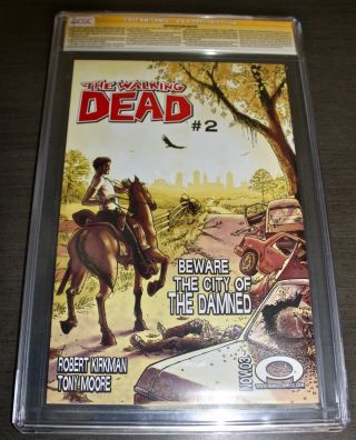 The Walking Dead 1 (CGC Signature Series) 4