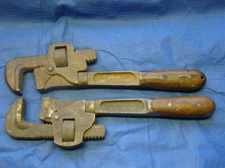 2 Vintage The H.  D.  Smith & Co.  Adjustable 10 " Wrench,  Perfect Handle,  Usa