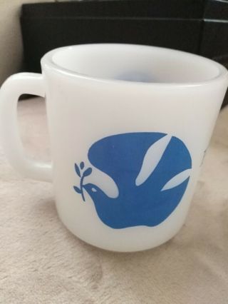 Vintage 70s Milk Glass Peace Sign Dove White Blue Coffee Tea Mug Cup to display 2